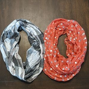 Scarves EUC Peach circle scarf, plaid scarf